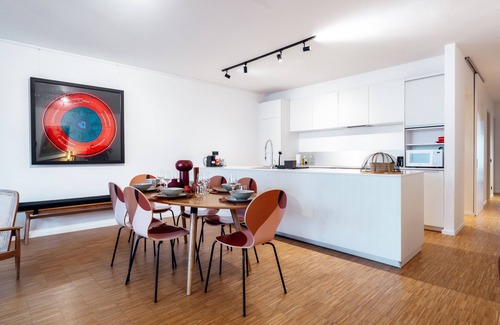 Saint-Josse-ten-Noode Apartment | Superior Serviced Residence w/Parking