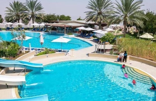 Al Ain Apartment | Superior Double Or Twin Room Near Cafe Khaimah