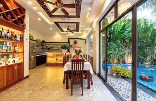 Hoi An City Centre Villa | Superior King room - Hoi An Discovery Villa
