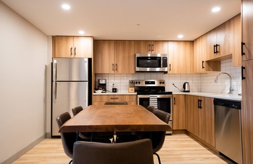 Banff Apartment | Superior King Two Bedroom Apartment