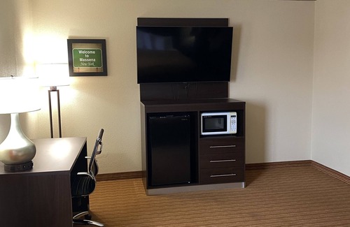 Massena Hotel | SureStay by Best Western Massena