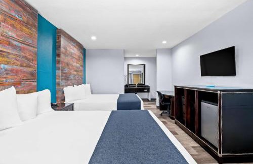 Buena Park Hotel | SureStay Hotel by Best Western Buena Park Anaheim