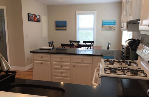 Easton's Point House | Surfside! Fantastic Beach House, Near Restaurants, Cliff Walk, Close to Downtown