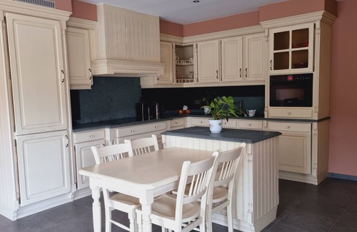 Neerpelt Apartment | Susberg-2 nnice holiday home with swimming pool and saunas