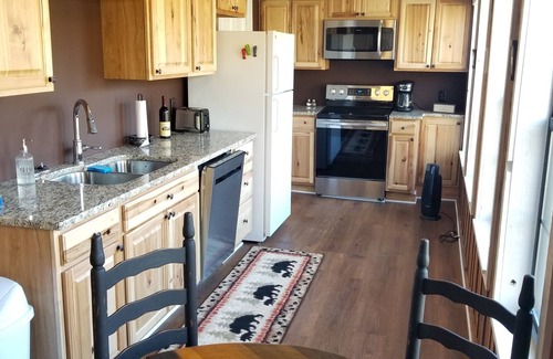 Sautee Nacoochee House | Swann's View - Newly remodeled in 2021 with amazing mountain views!