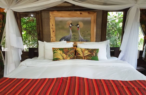 Athi River Cabin | Swara Acacia Lodge