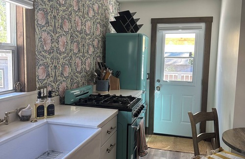Grass Valley House | Sweet 101 one in the city bungalow