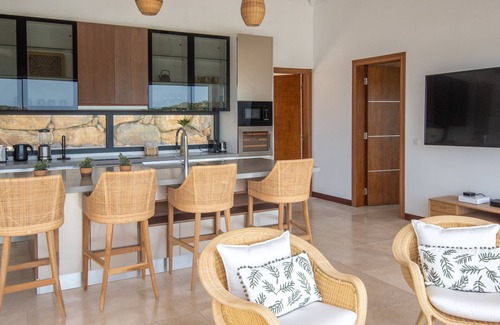 Camaruche Villa | Sweet Hill Villa Alba