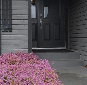 Surrey House | Sweet home at Sunnyside - Room 3