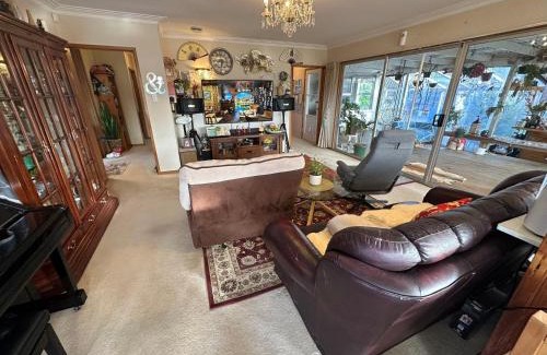 Sunnyhills Villa | sweet house