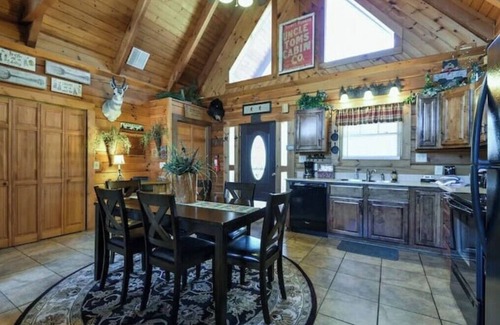 Branson Cedars Cabin | Sweet Life Cabin Branson Cedarsn