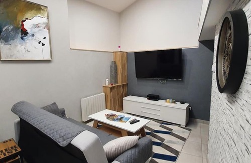 Perignat-sur-Allier Apartment | Sweet LOFT A PERIGNAT !
