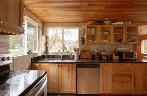 Cloverdale Cabin | Sweet Root Hollow Retreat
