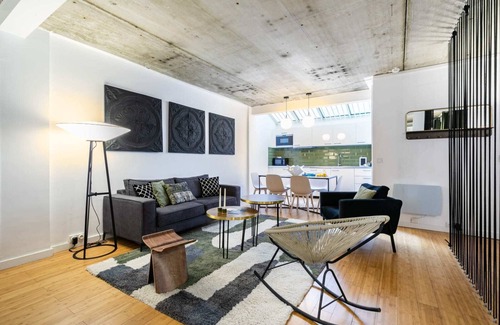 Quartier Saint-Georges Apartment | Sweett | Milan I - Two Bedroom Apartment, Sleeps 6