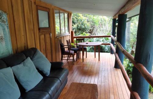 Upper Burringbar House | Sweetwater Cottage. A private mountain escape