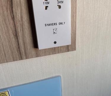 Glasgow Apartment | Swift 3-Bedroom Caravan Located in Uddingston, Glasgow at Maryville Caravan Site