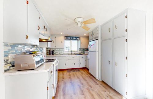 Wareham Center House | Swift Beach House