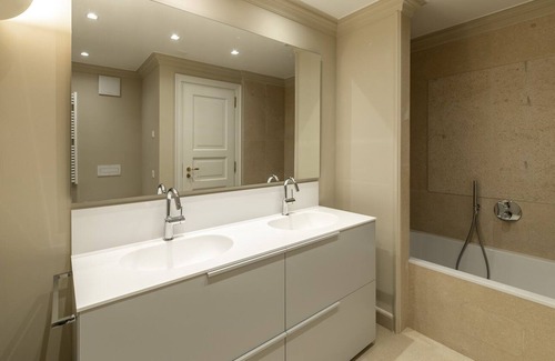 Agra Apartment | Swiss Hotel Apartments - Collina d'Oro