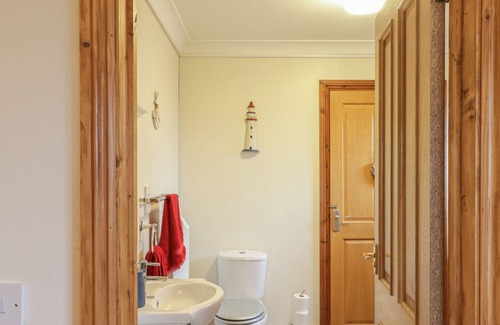 Aberdare Cottage | SWN Y GWYNT, with a garden in Cefn Rhigos