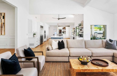 Scottsdale Foothills House | SWSS -7BR Estate, Sport Court, Chef's Kitchen, Pool, Hot Tub, & Fun Games