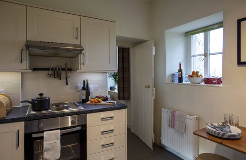 Gorebridge Cottage | Sycamore Cottage - a traditional 2 bedroom stone cottage within the grounds of Arniston House