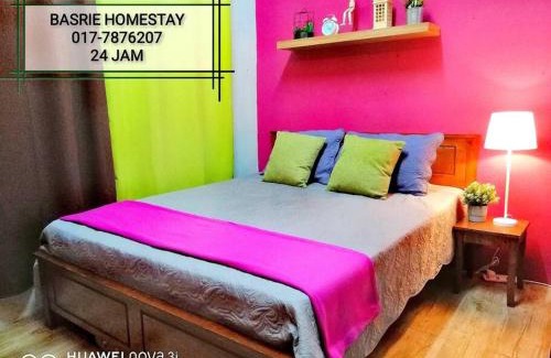 Jorak House | Syifah Homestay Pagoh - Private Pool , WiFi , NetFlix