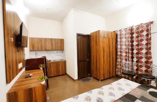 Phagwara Hotel | SYL HOTEL IV Four - Deluxe Rooms in Law Gate Phagwara