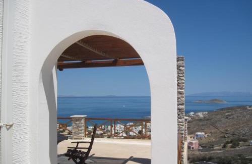 Azolimnos House | Syros Luxury Living