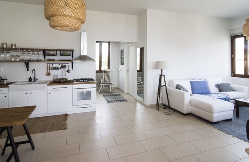 Vissa House | Syros Wellness Luxury Suites