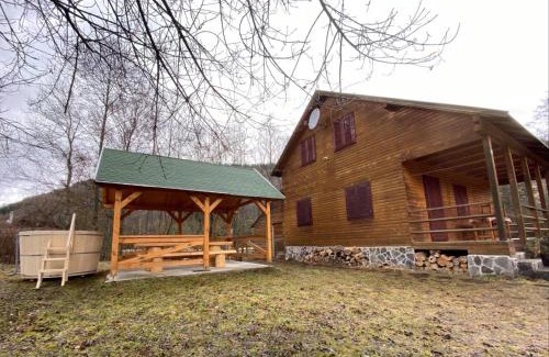Varsag House | Székelyvarsági kulcsosház