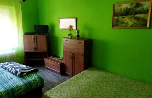 Aggtelek House | Szakál Vendégház
