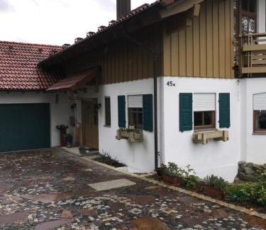 Tittling Apartment | Szilvias Ferienwohnung