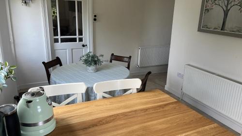 Ahascragh House | Tír na Ciúine