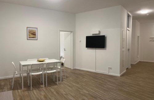 Solingen Apartment | T&K Apartments- 2 Room Apartment - Heart of Solingen - Private parking