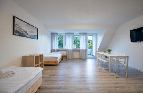 Altenessen-Sud Apartment | T&K Apartments - 3 Room Apartment with Balcony