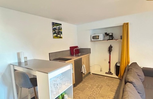 Gueret Apartment | T1 à Louer Centre Ville de Guéret Pouvant Accueillir 4 Personnes
