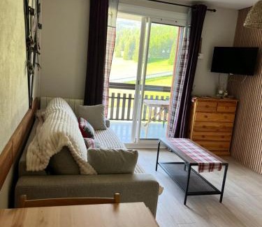 Saint-Etienne-en-Devoluy Apartment | T2 6 personnes Superdevoluy Les Issarts aux pieds des pistes orientation sud