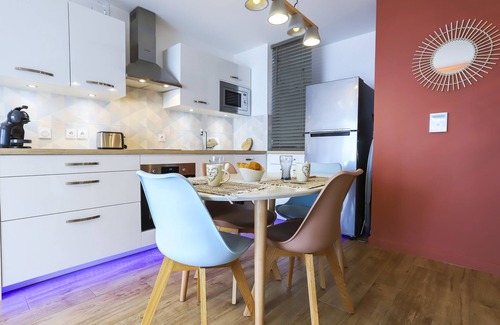Annecy Apartment | T2 Av des Romain ★ Cosy ★ Centre ★ Terrasse ★ Gare