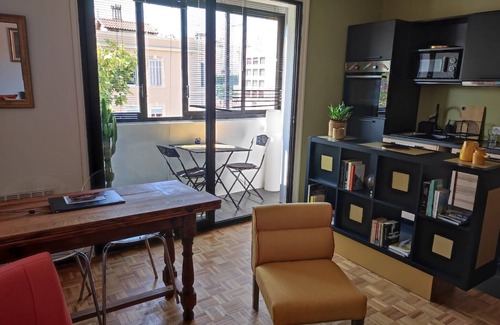 Le Pharo Apartment | T2 on the corniche with balcony