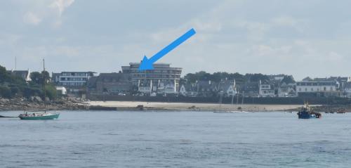 Roscoff Apartment | T2, vue mer panoramique, 2 min à pied de la plage