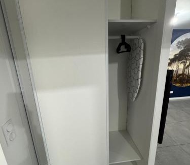 La Verpilliere Apartment | T3 10 min de aeroport St exupery plein centre ville