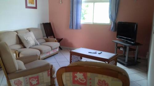 Schoelcher Apartment | T3 Bel Enclos SCHOELCHER Kybo Karaib Location Vue mer Calme