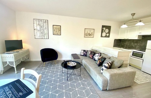Eugenie-les-Bains Apartment | T3 curiste rental 600m from the spa