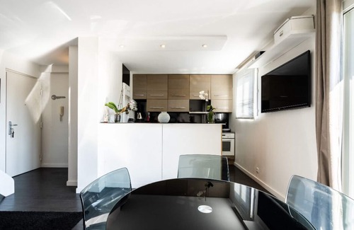 Le Busca House | T3 DUPLEX NEAR GRAND ROND WITH SMALL PARKING SPACE