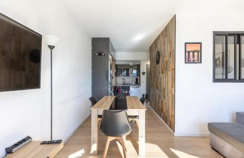 Les Angles Apartment | T3 Les Angles Plein Centre Station