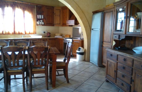 Gharb Villa | Ta Cikku, a luxury 5 bedroom with villa with pool for family, friends and fun.