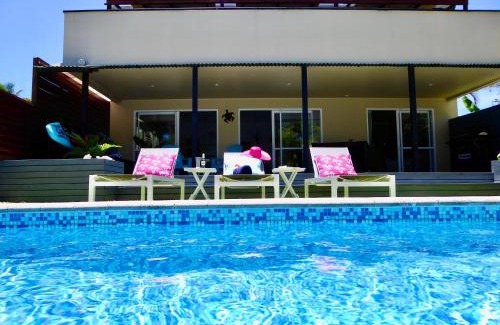 Muri House | Taakoka Muri Beach Villa