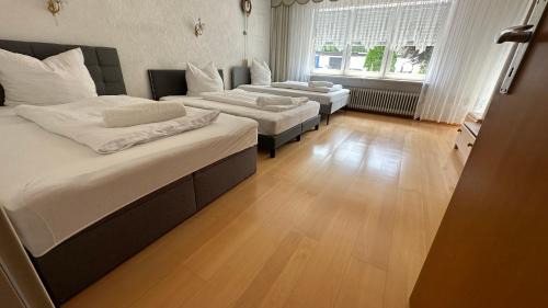 Untermeitingen Apartment | Tabita 1 Apartment with 3 rooms if needed 4 or 5 rooms