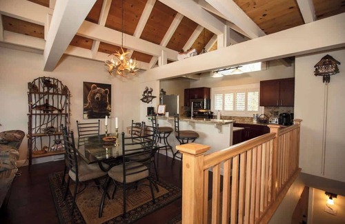 Tahoe City House | Tahoe Hideaway at Tahoe Marina Lodge | Unit 47