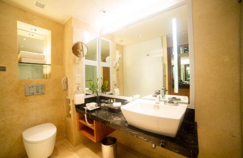 Royapettah Hotel | Taj Club House